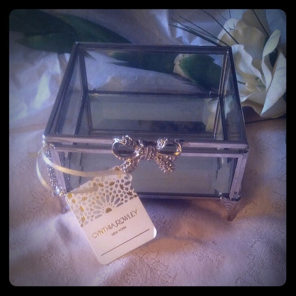 Cynthia Rowley Glass Jewelry Box